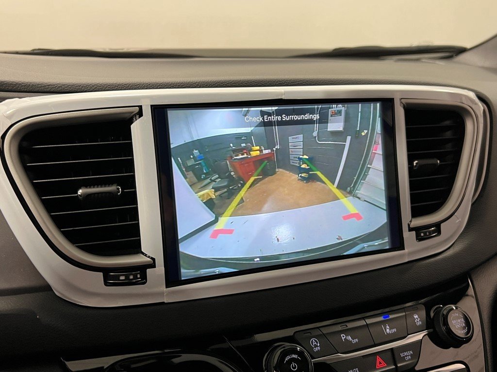 New 2026 Chrysler Voyager LX image 16