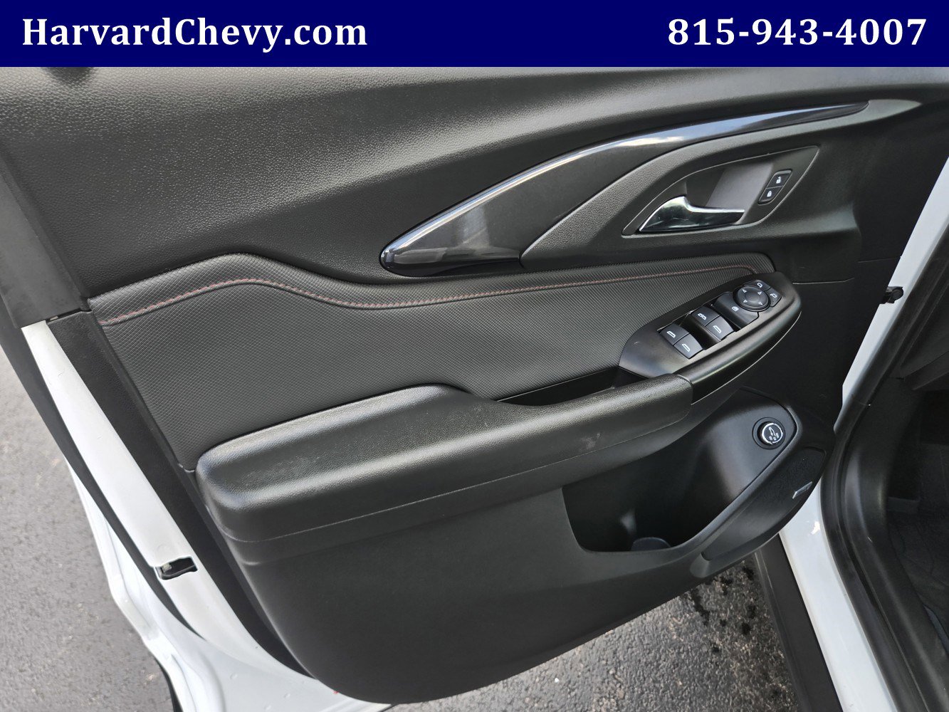 Used 2023 Chevrolet TrailBlazer RS w/ Sun and Liftgate Package image 34