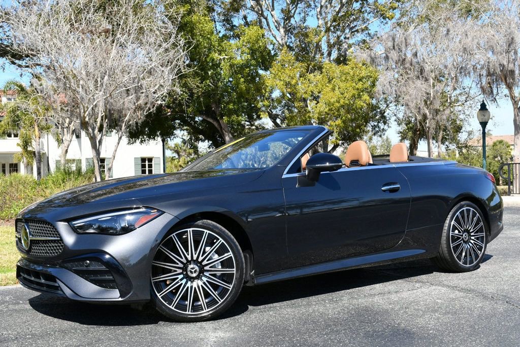 Used 2024 Mercedes-Benz CLE 450 4MATIC Cabriolet image 22
