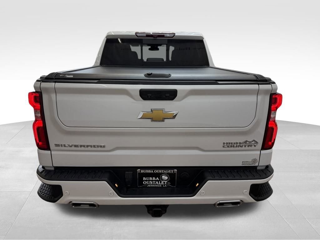Used 2023 Chevrolet Silverado 1500 High Country w/ Z71 Off-Road Package image 4
