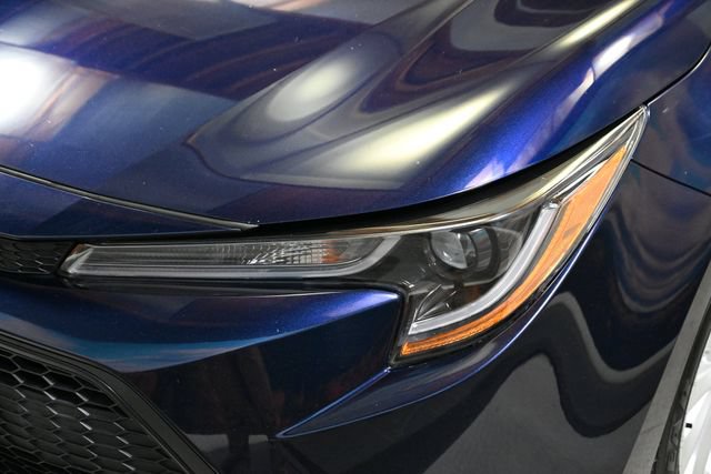 Used 2020 Toyota Corolla LE w/ LE Premium Package FWD image 14