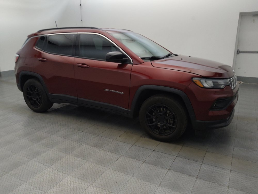 Used 2022 Jeep Compass Latitude FWD image 11