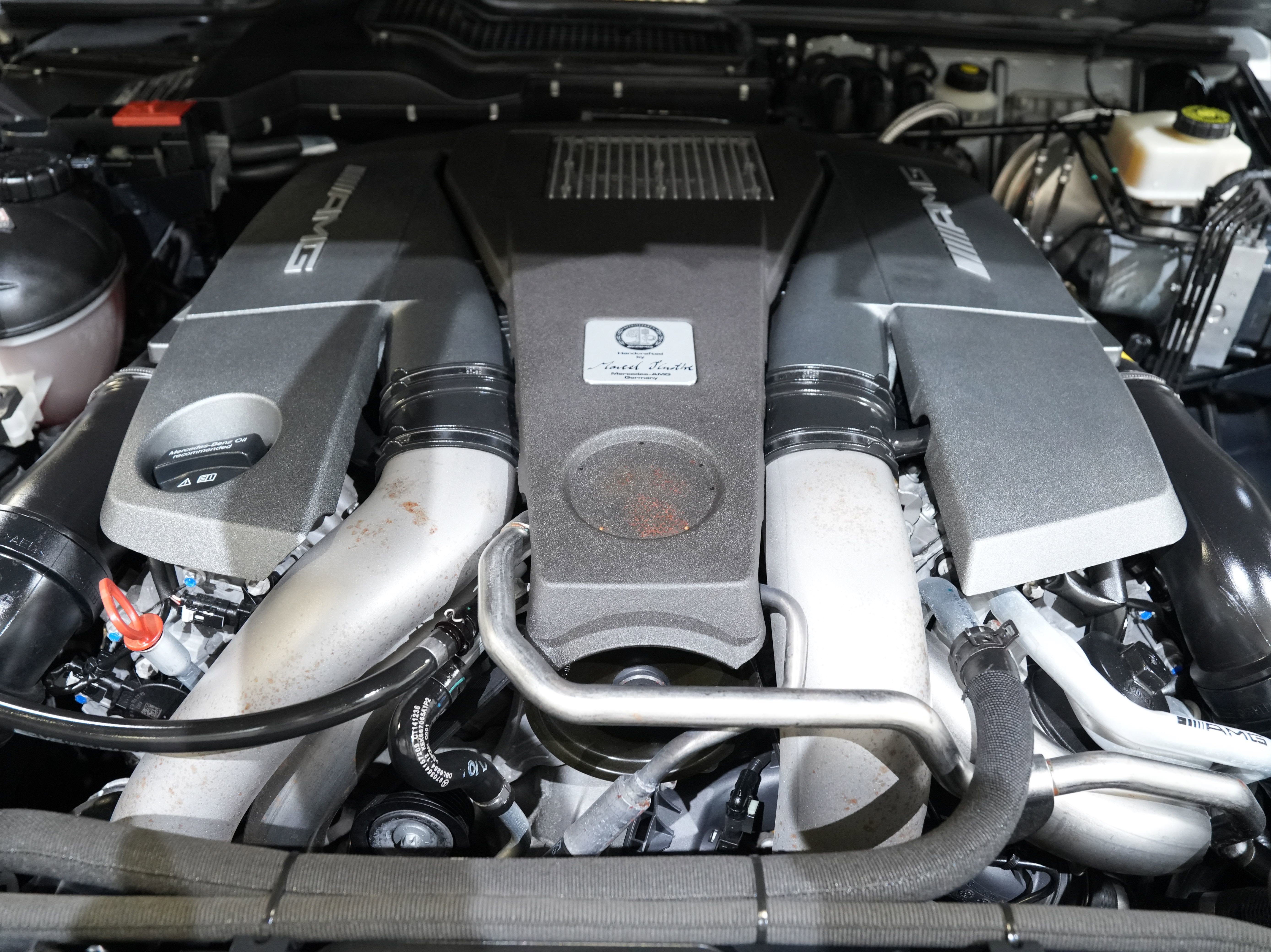 Used 2016 Mercedes-Benz G 63 AMG 4MATIC image 39