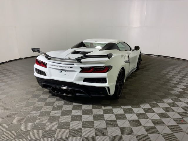 Used 2023 Chevrolet Corvette Z06 w/ Z07 Performance Package image 8