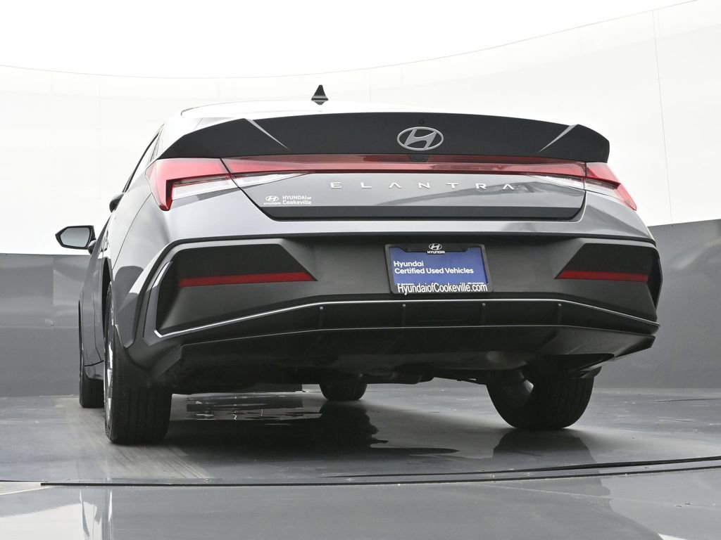 Certified 2024 Hyundai Elantra SEL FWD image 43