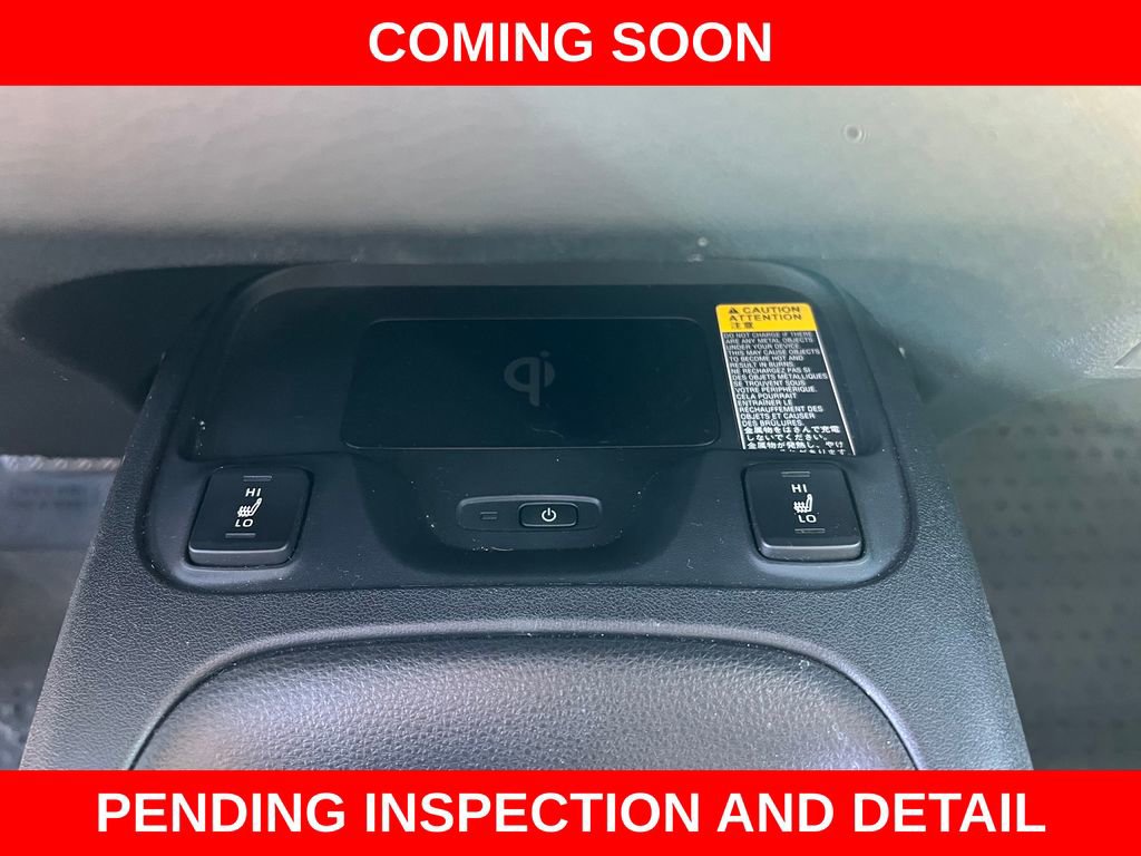 Used 2024 Toyota Corolla SE w/ SE Premium Package image 21