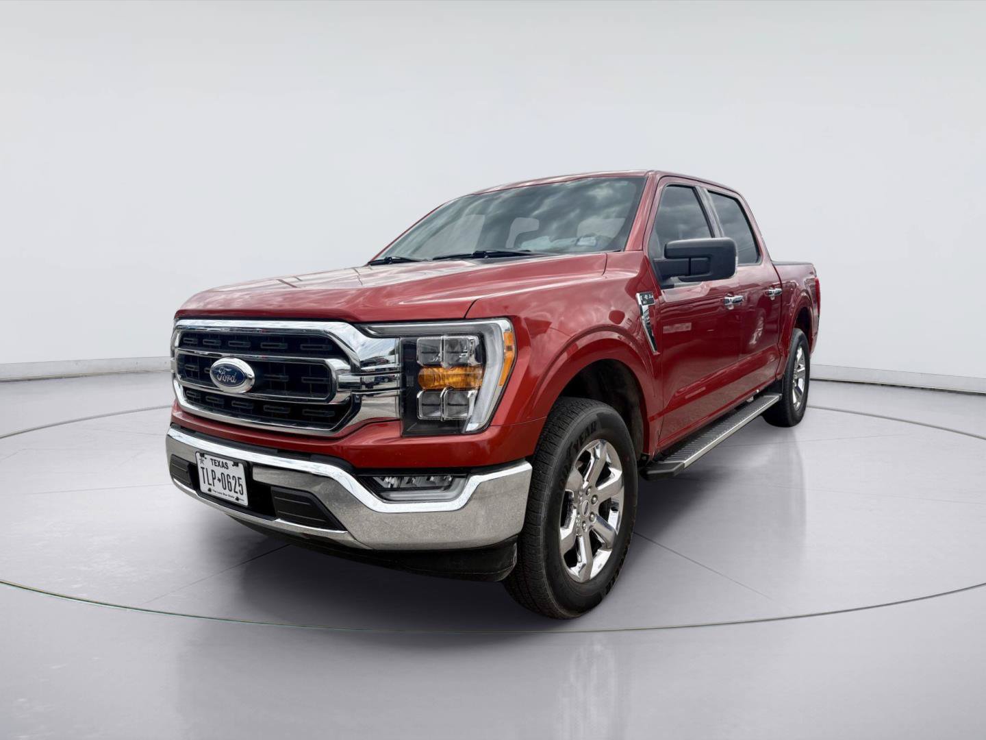 Used 2023 Ford F150 XLT w/ Equipment Group 302A High RWD image 8
