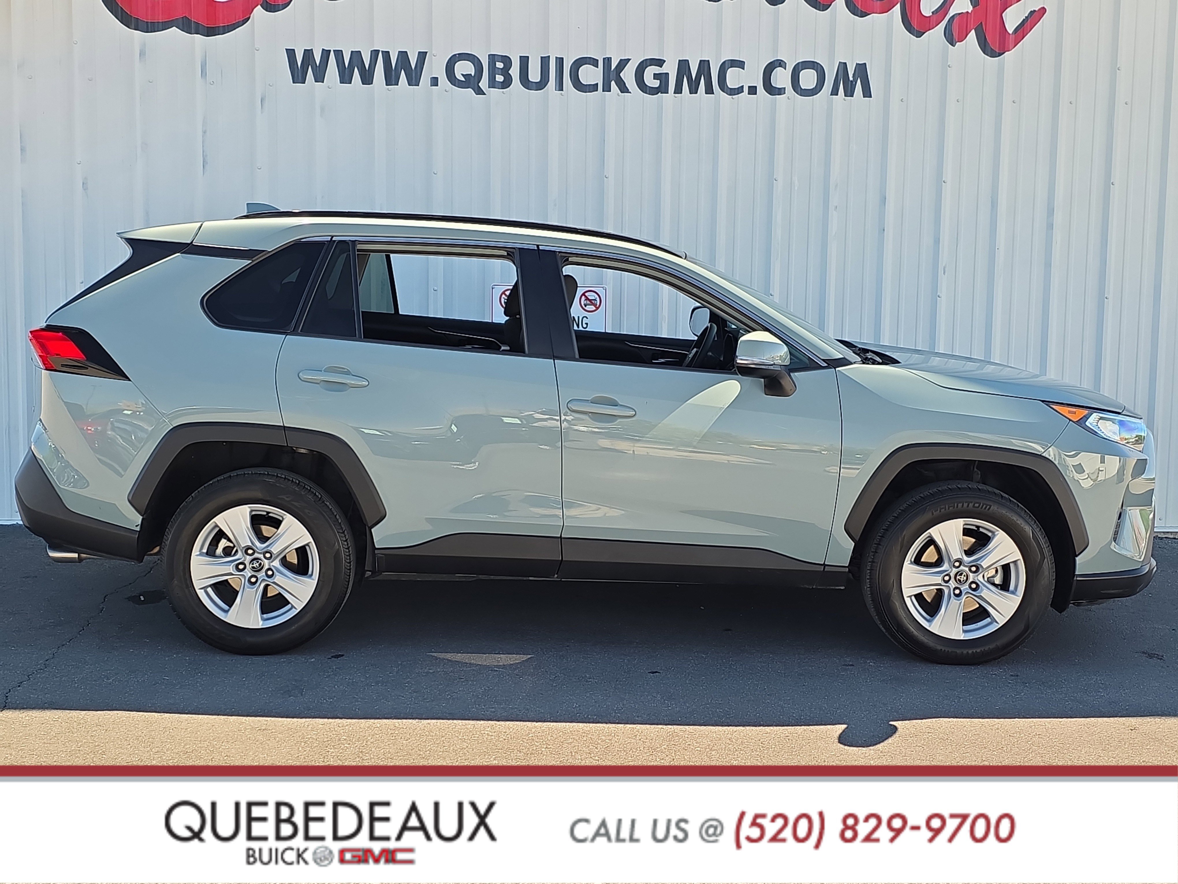 Used 2021 Toyota RAV4 XLE image 10
