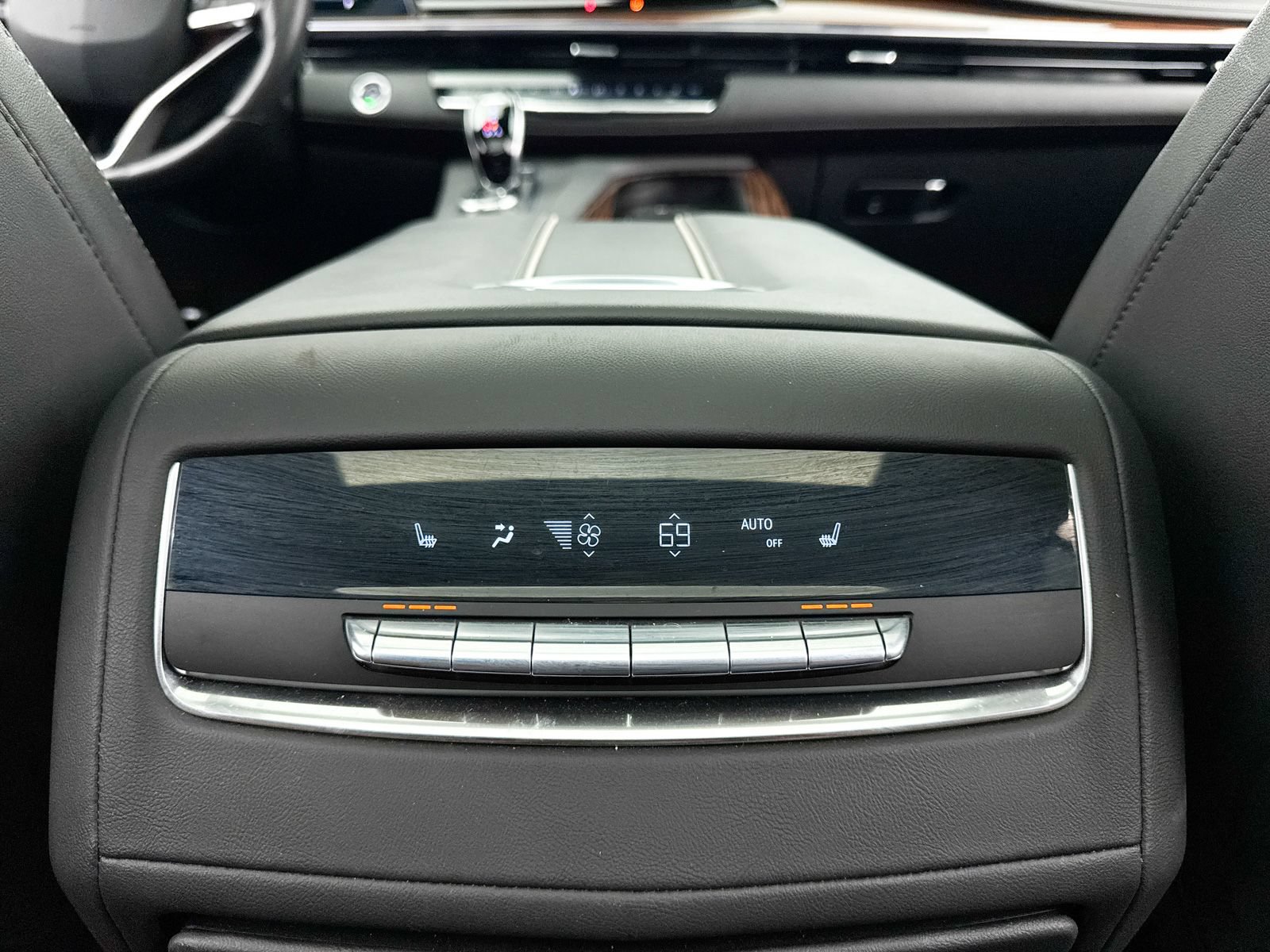 Used 2021 Cadillac Escalade ESV Premium Luxury AWD/4WD image 36