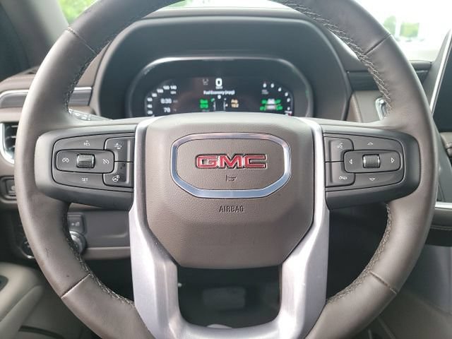 Used 2024 GMC Yukon XL SLT w/ SLT Luxury Package AWD/4WD image 15