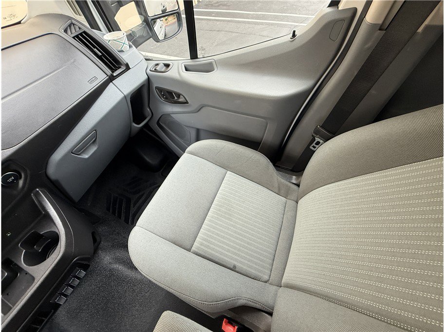 Used 2016 Ford Transit 150 XLT RWD image 10