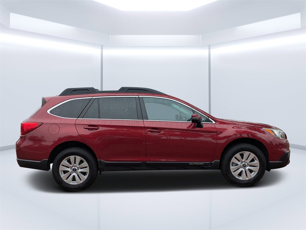 Used 2015 Subaru Outback 2.5i Premium image 2