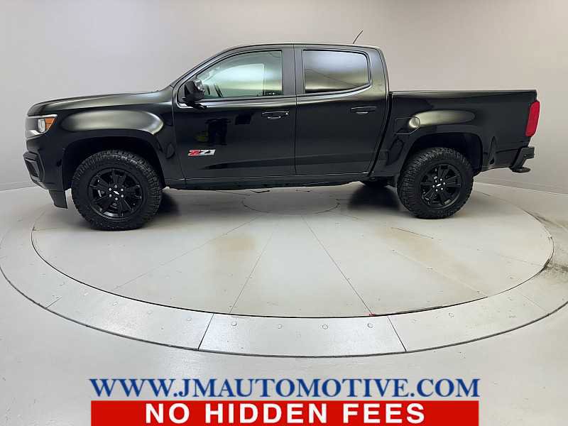 Used 2021 Chevrolet Colorado Z71 w/ Z71 Midnight Edition image 2