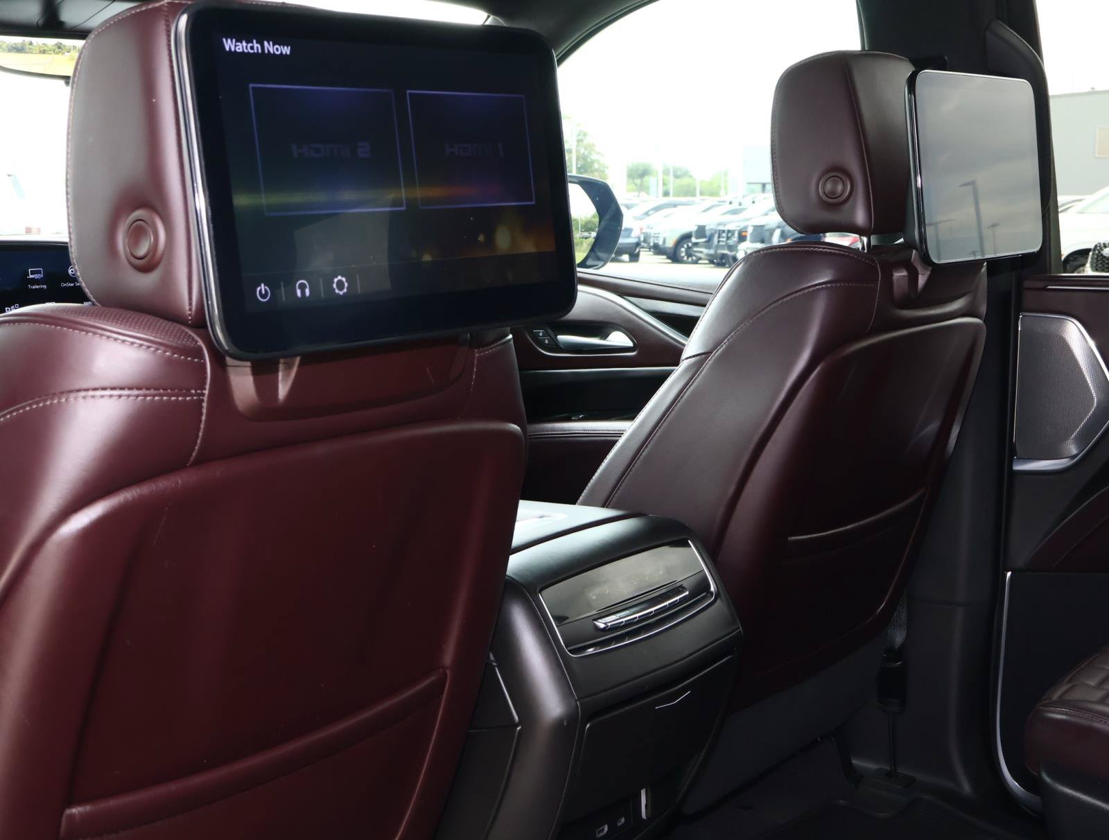 Used 2023 Cadillac Escalade Sport Platinum w/ LPO, ONYX Package AWD/4WD image 20