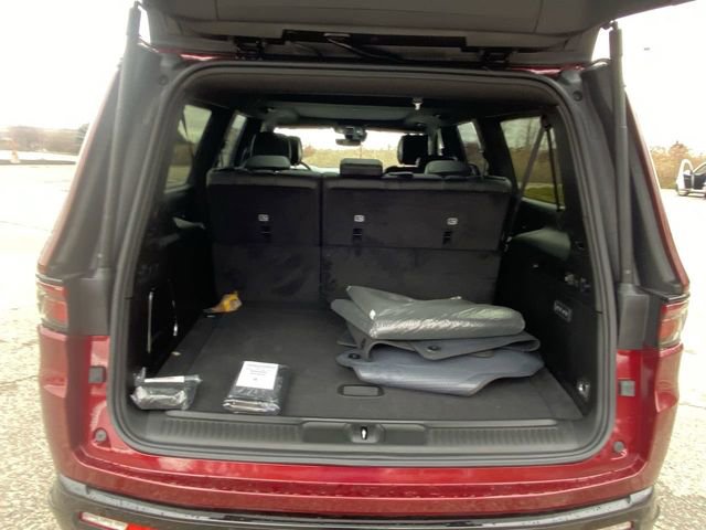 New 2024 Jeep Wagoneer L Series II image 25