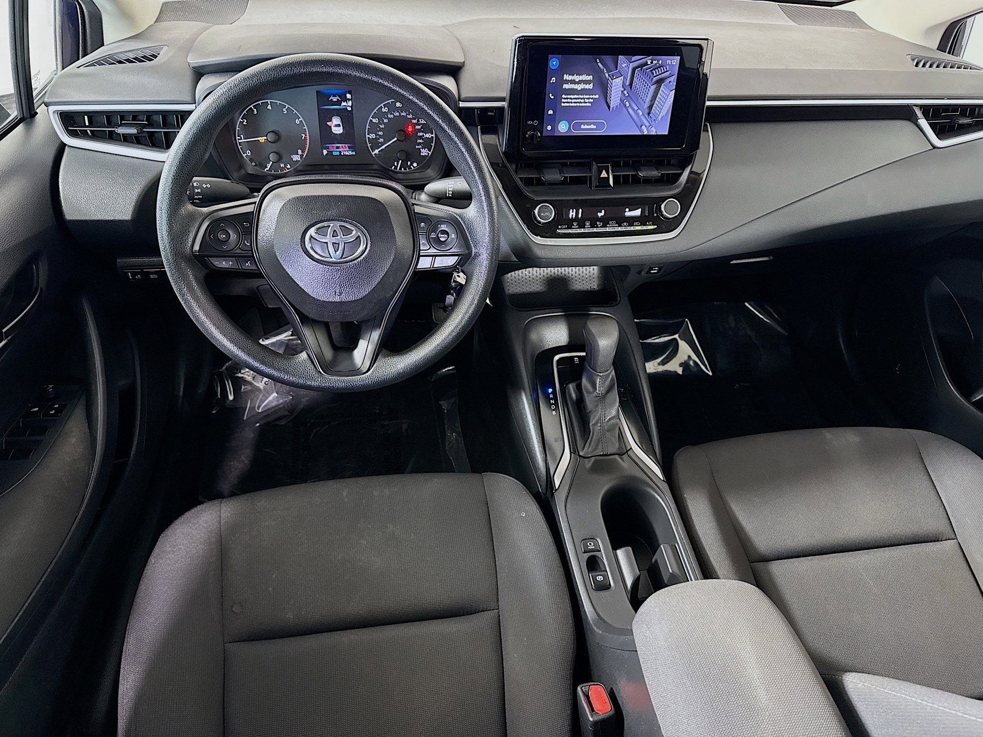 Used 2023 Toyota Corolla LE image 26