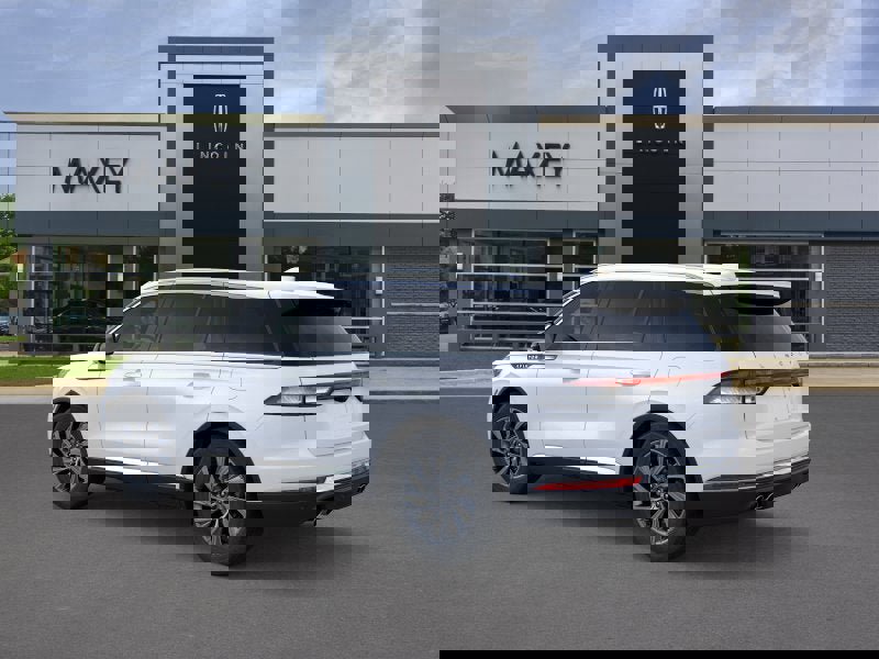 New 2026 Lincoln Aviator AWD image 4