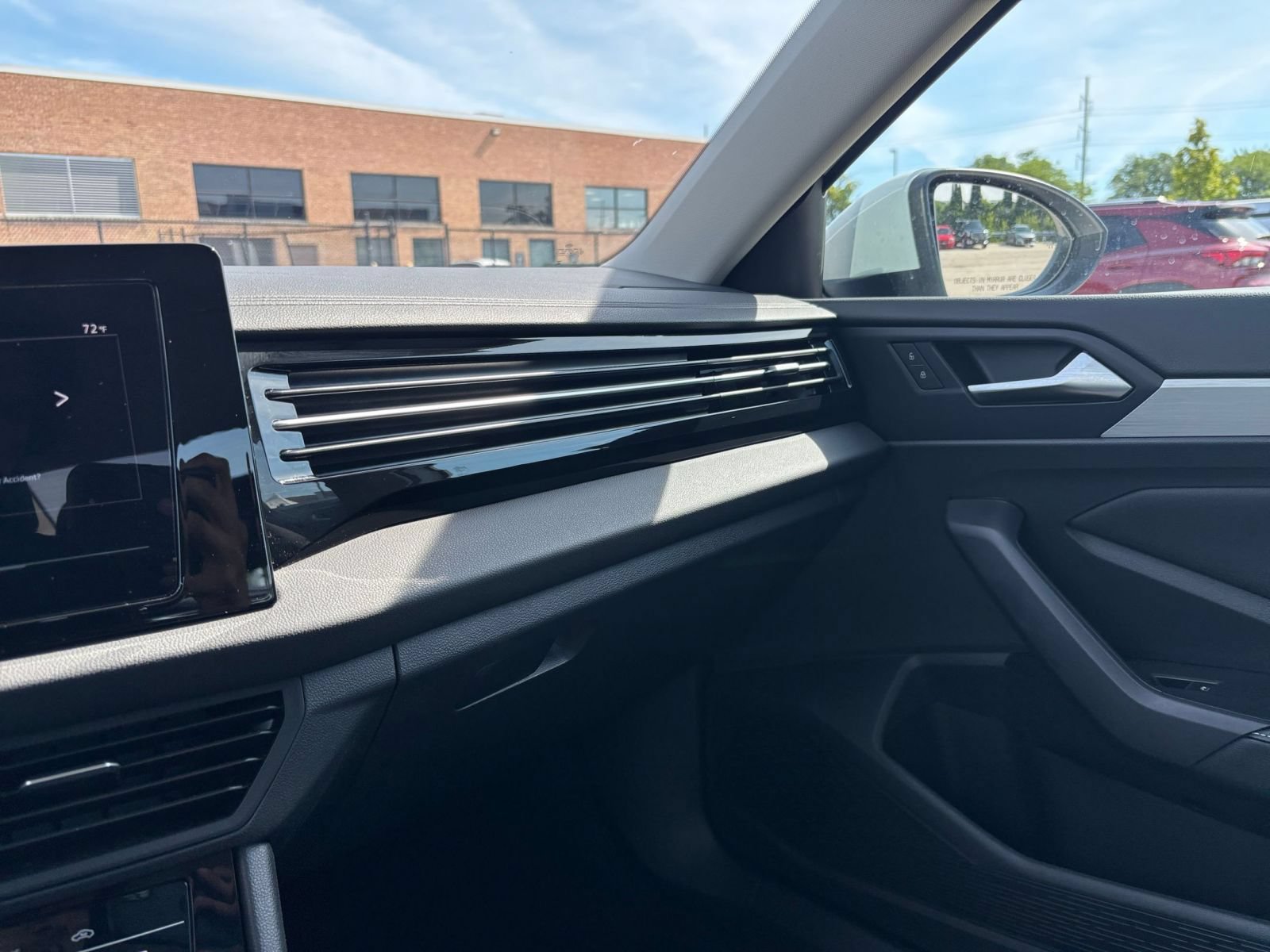 Used 2025 Volkswagen Jetta S FWD image 32