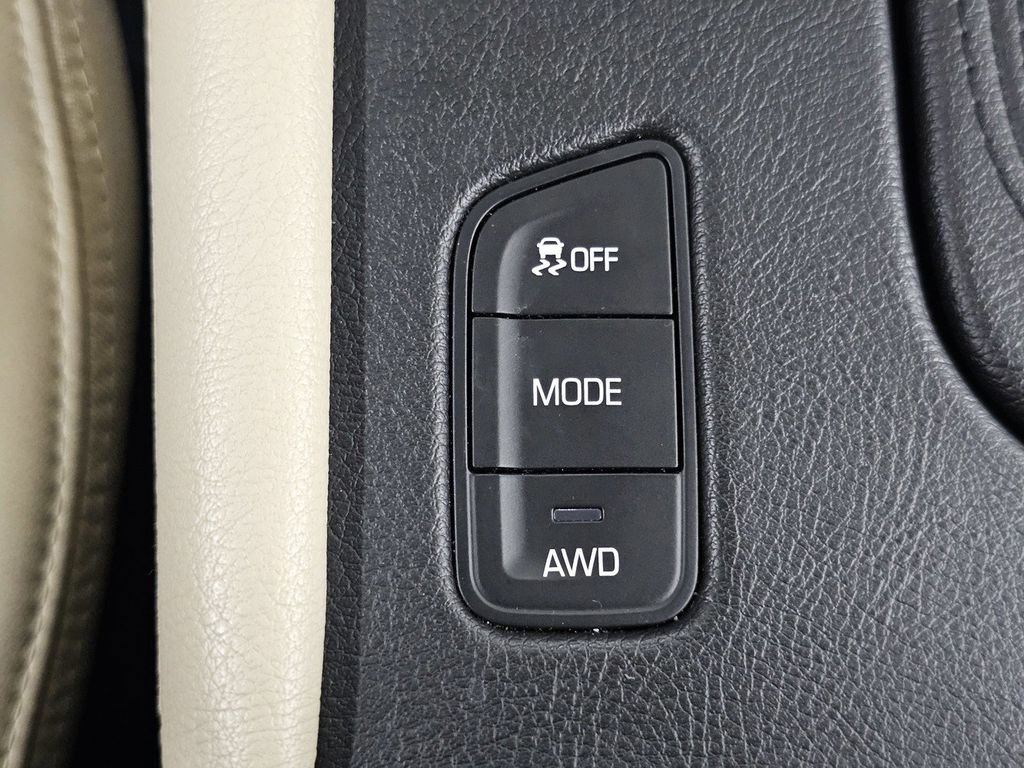 Certified 2017 Cadillac XT5 Premium Luxury w/ Advanced Security Package AWD/4WD image 21