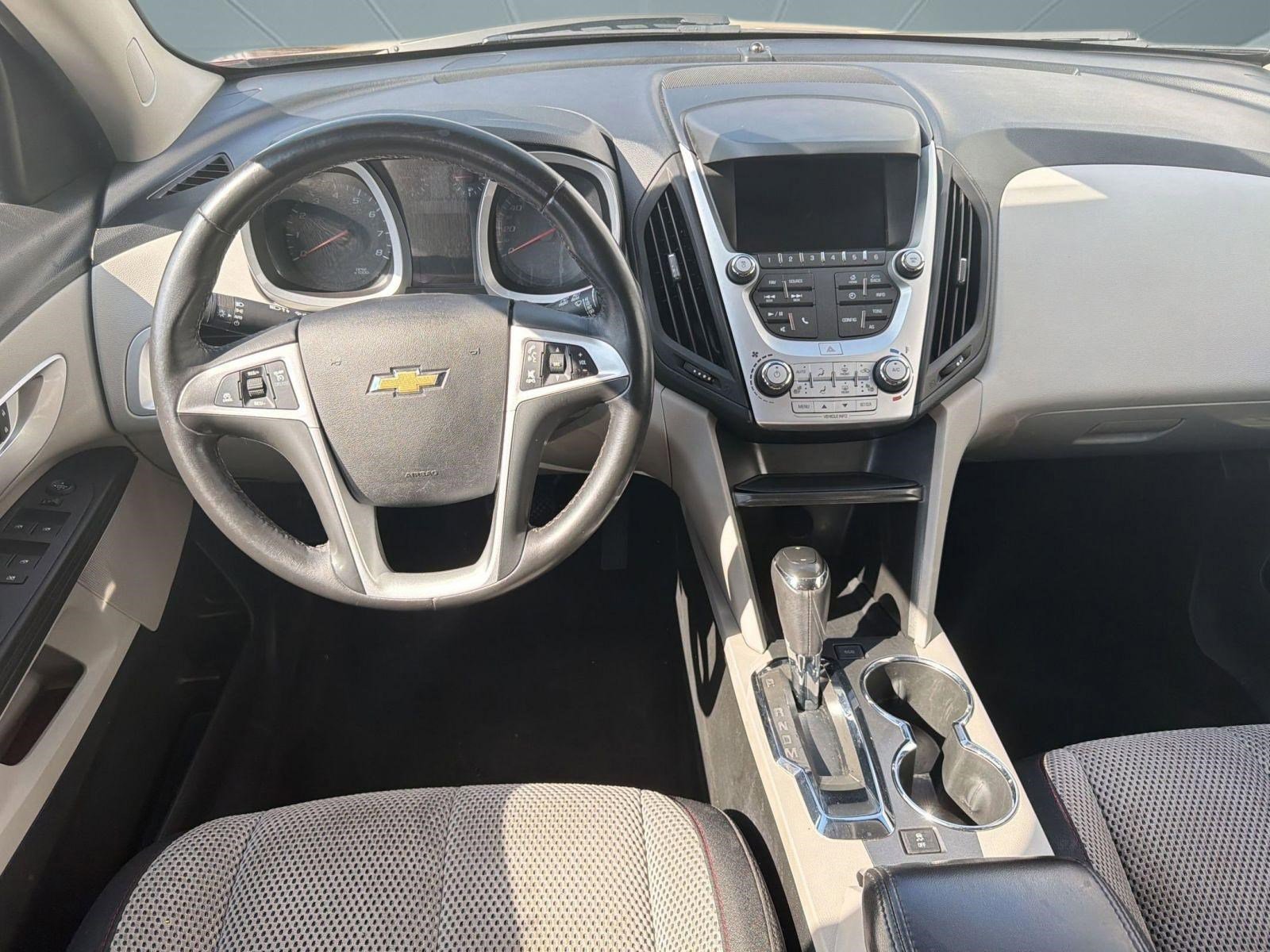 Used 2017 Chevrolet Equinox LT w/ Convenience Package image 26