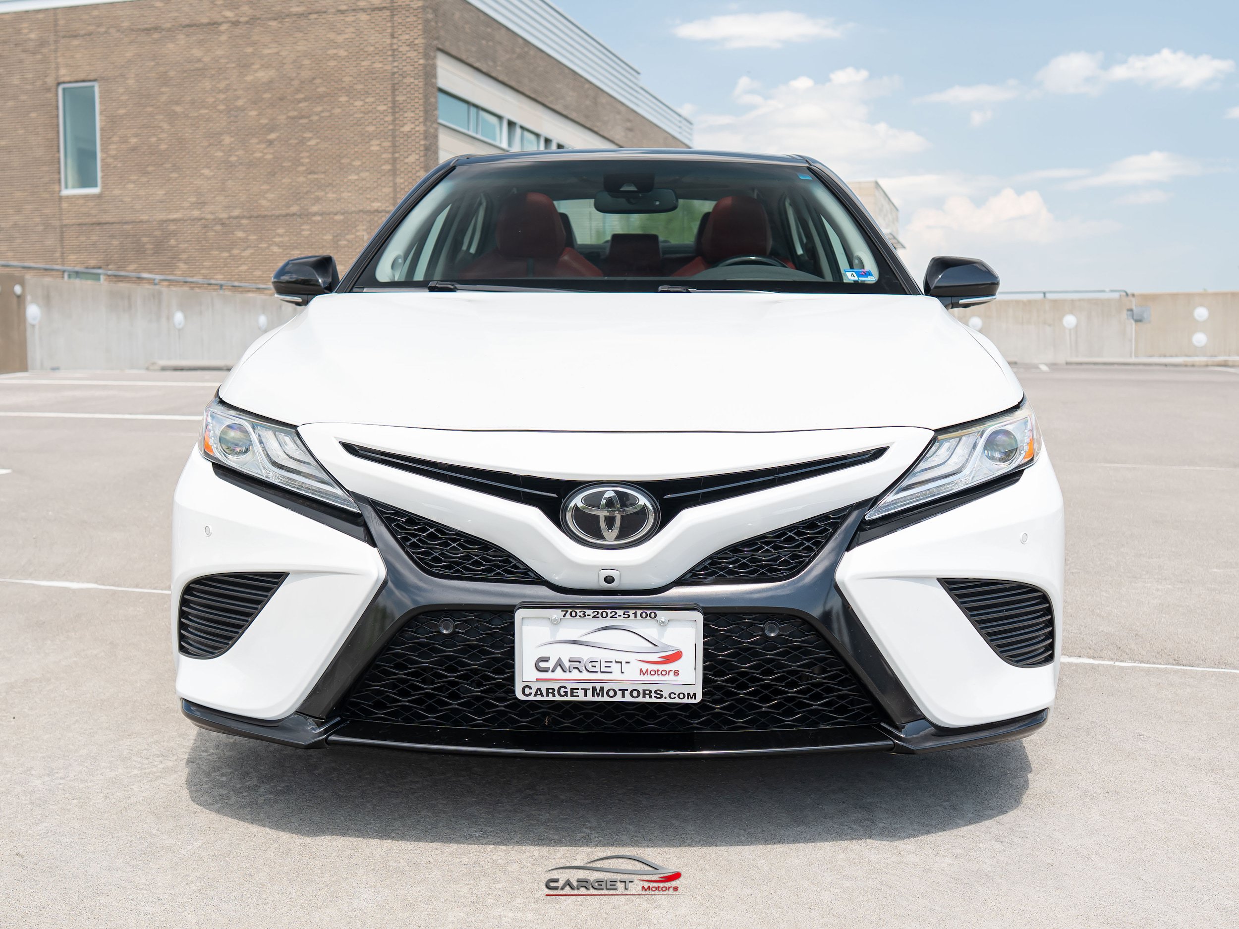 Used 2020 Toyota Camry XSE w/ Driver Assist Package FWD image 2