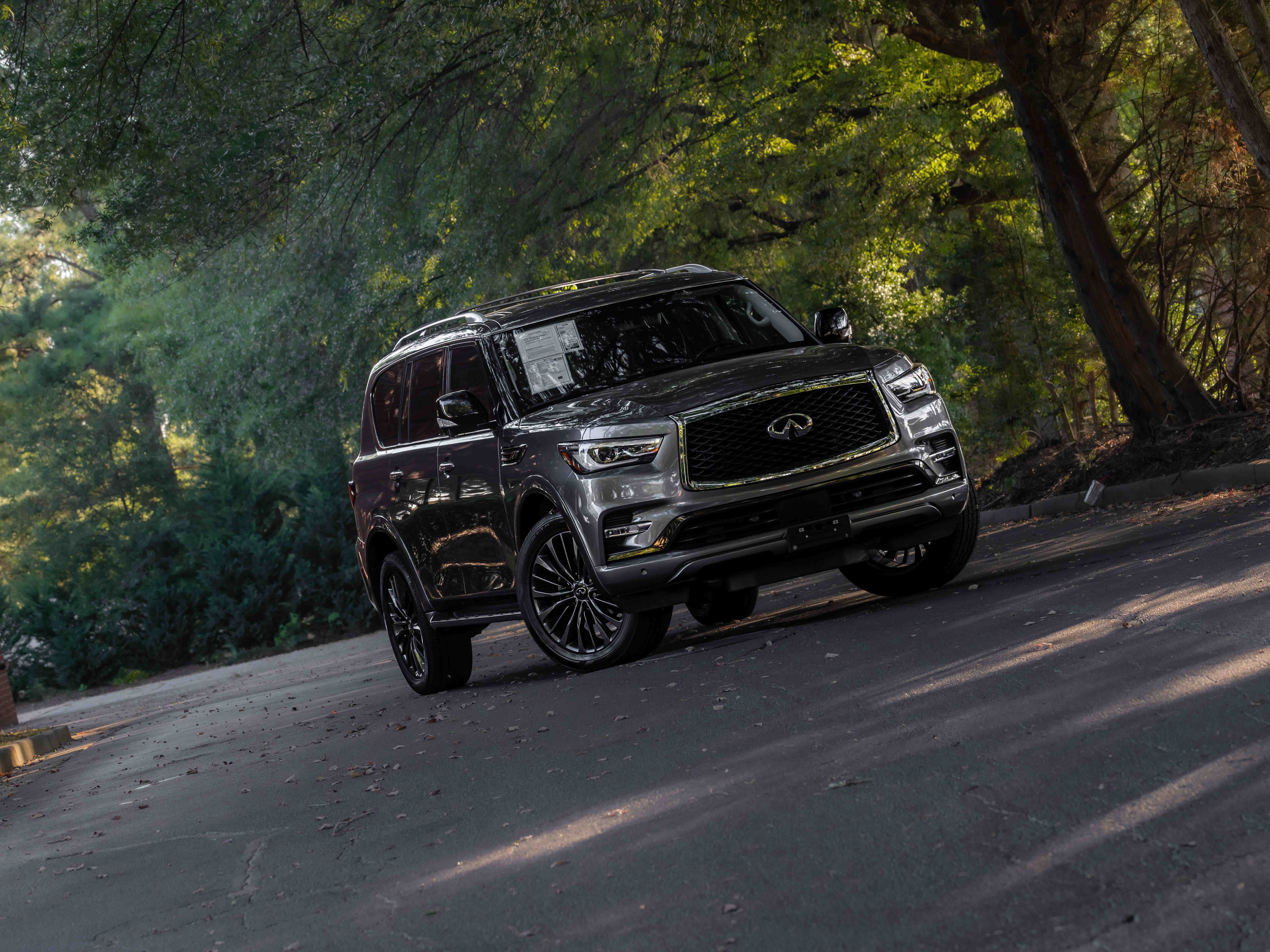 Used 2021 INFINITI QX80 Premium Select w/ All-Season Package RWD image 22