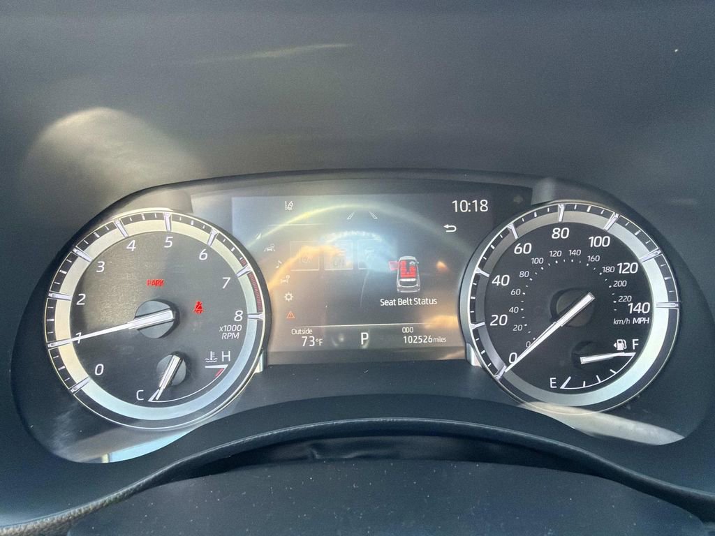 Used 2022 Toyota Highlander XSE FWD image 31