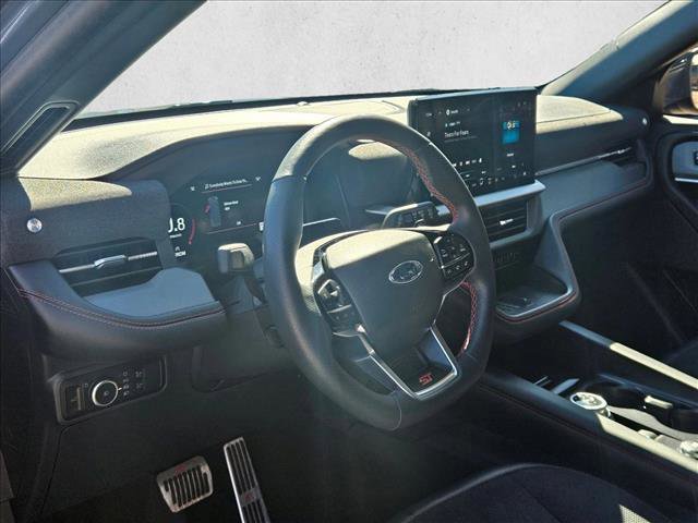 Used 2025 Ford Explorer ST image 10