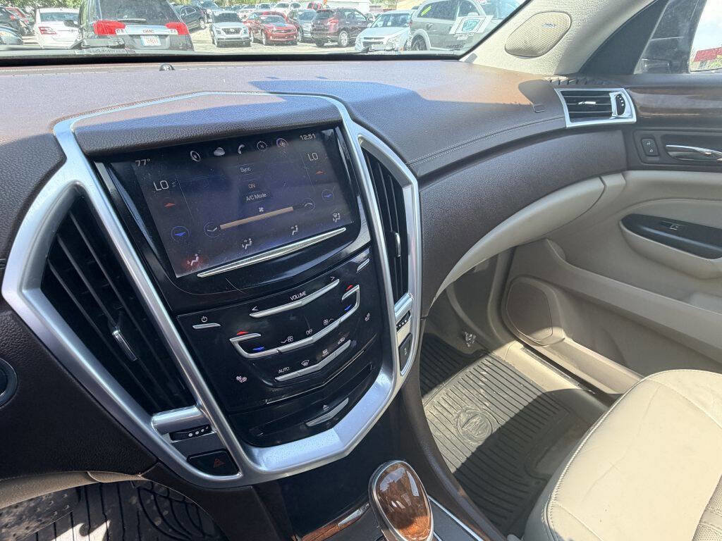 Used 2014 Cadillac SRX Luxury w/ Driver Awareness Package AWD/4WD image 12
