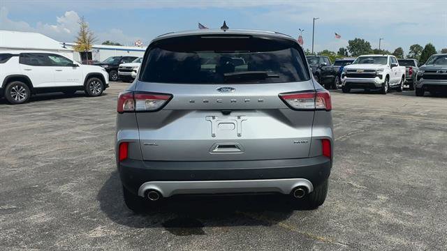 Used 2022 Ford Escape SEL image 7