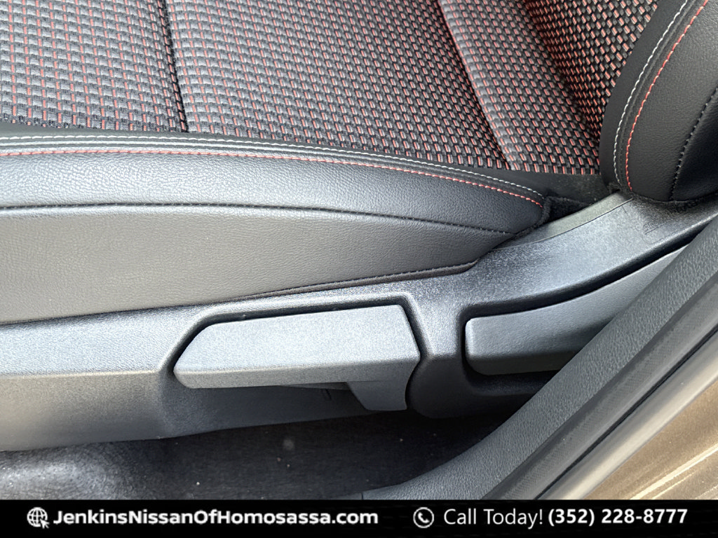 New 2026 Nissan Kicks SR w/ SR Premium Package FWD image 29