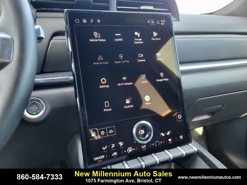 Used 2025 GMC Terrain Elevation image 20