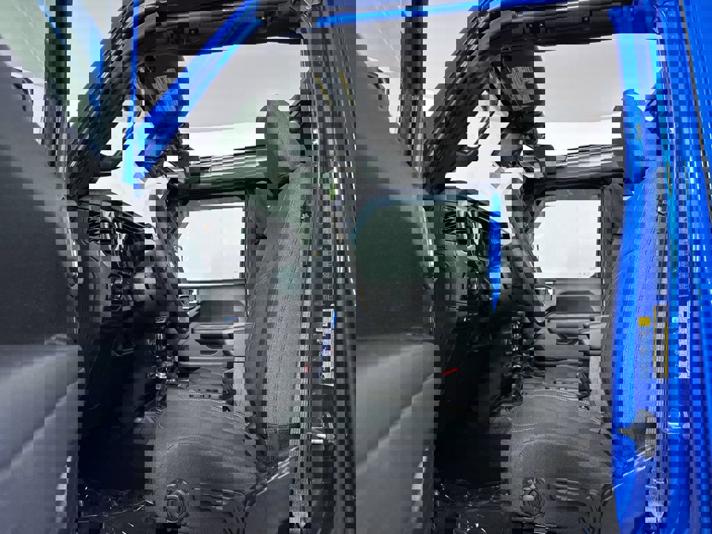 Used 2024 Jeep Wrangler Willys image 7