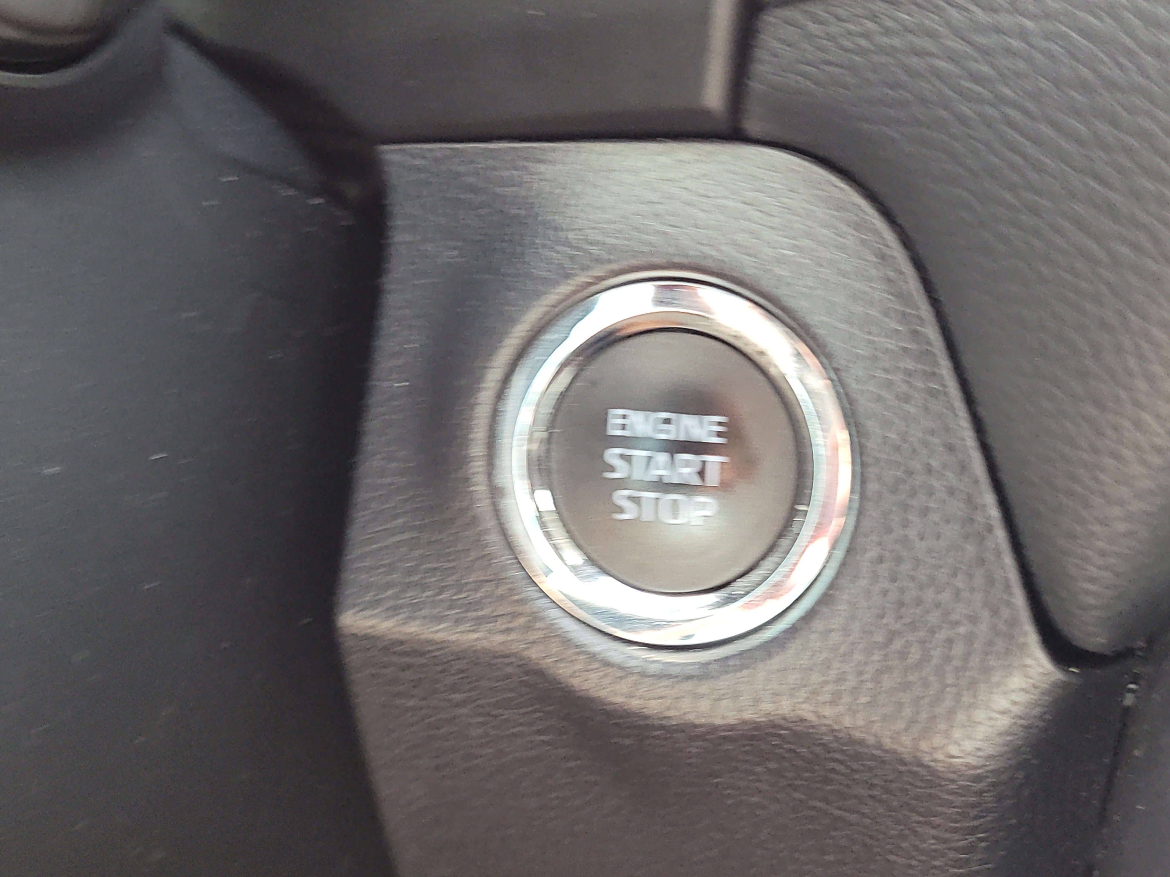 Certified 2025 Toyota RAV4 XLE FWD image 28