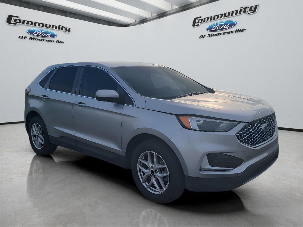 Used 2024 Ford Edge SEL AWD/4WD image 3