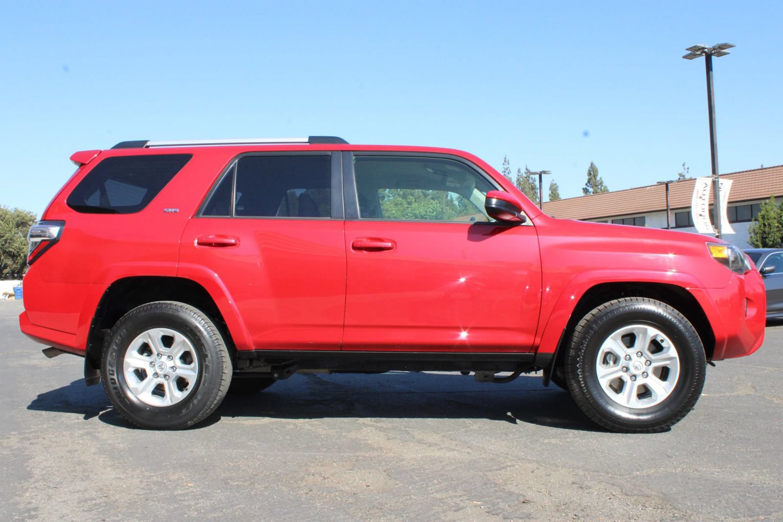 Used 2024 Toyota 4Runner SR5 RWD image 41