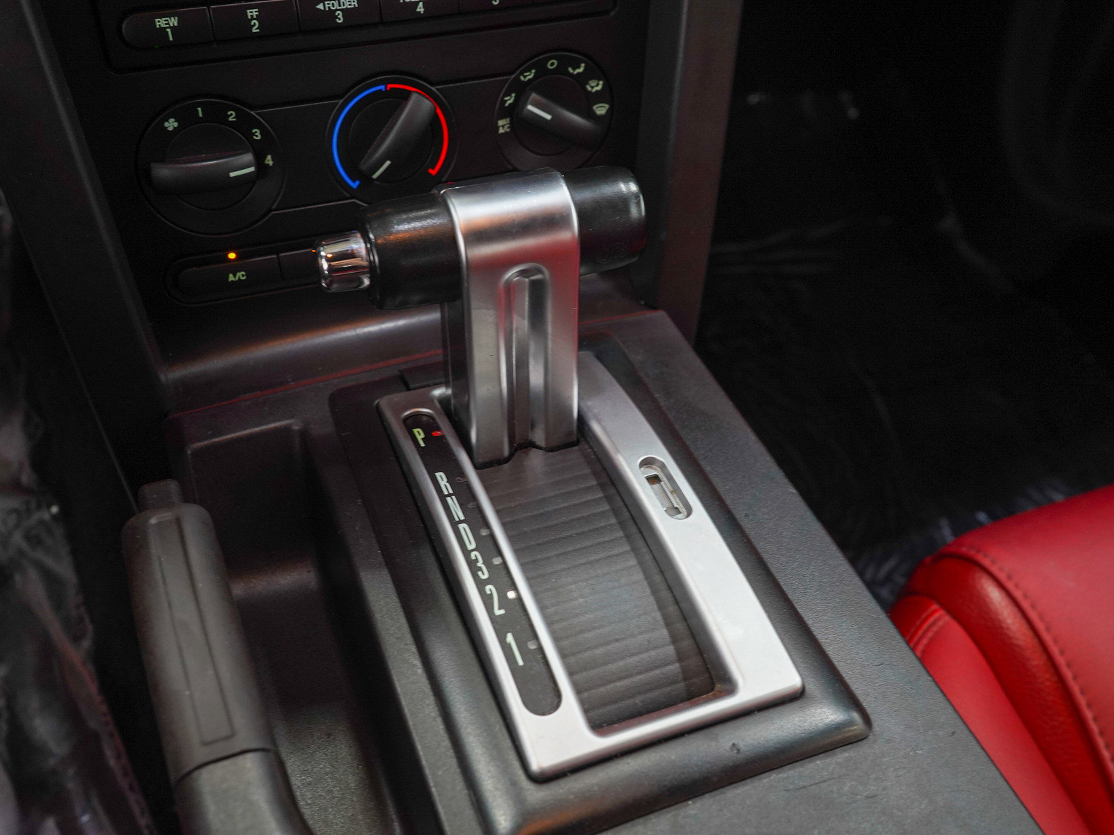 Used 2006 Ford Mustang GT Premium RWD image 20