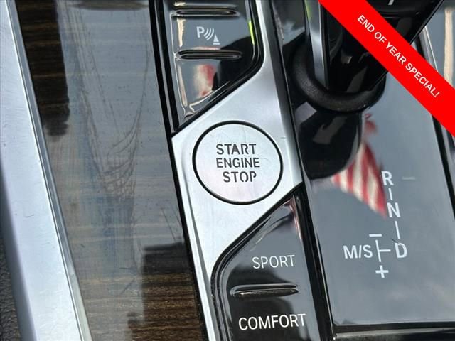 Used 2021 BMW X7 xDrive40i w/ Parking Assistance Package image 5