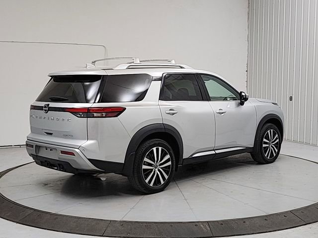 Used 2025 Nissan Pathfinder Platinum w/ Cargo Package image 7