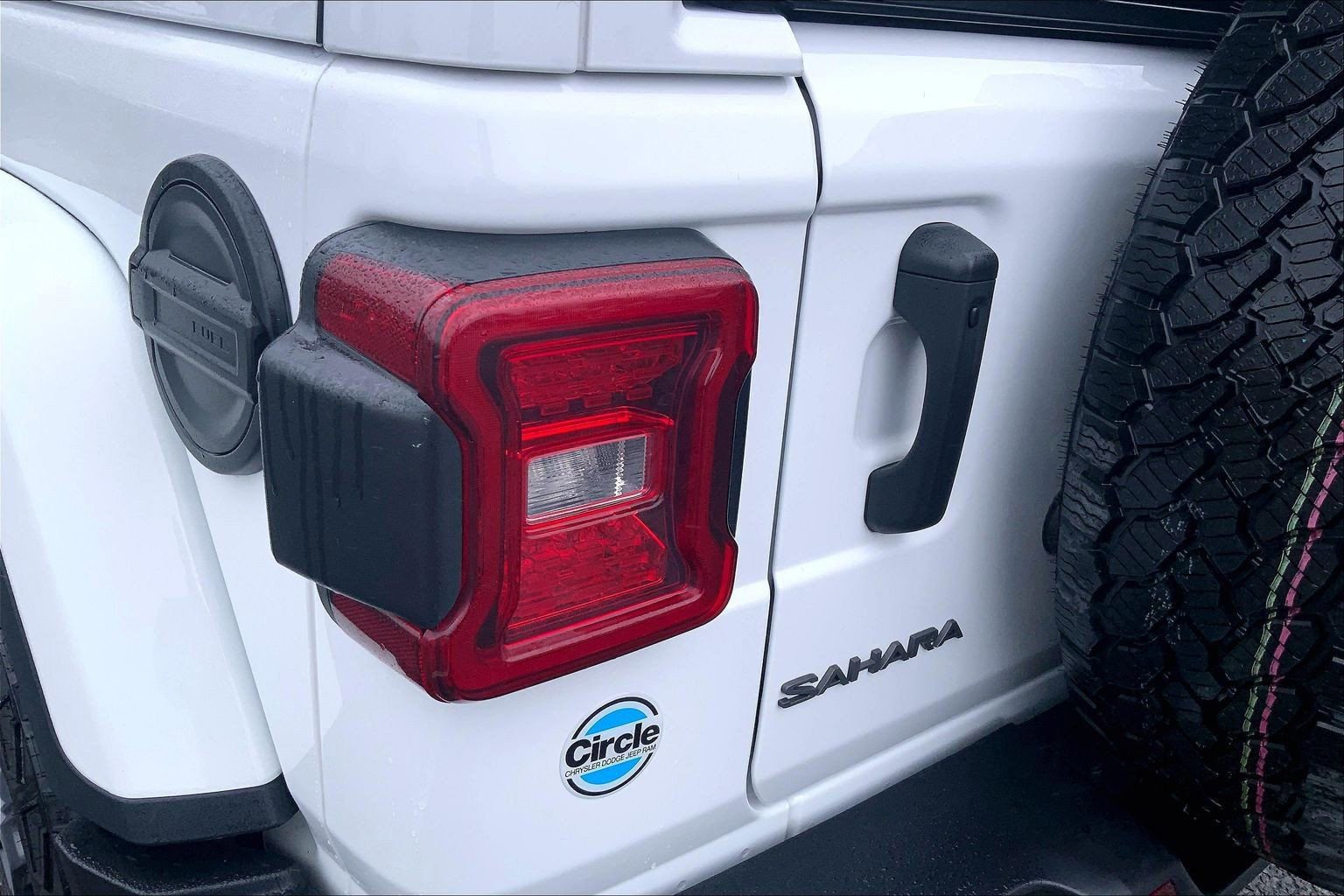 Certified 2025 Jeep Wrangler Sahara image 25