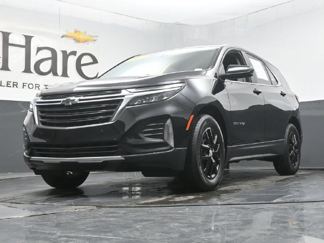 Used 2024 Chevrolet Equinox LT w/ LPO, Cargo Package FWD image 4