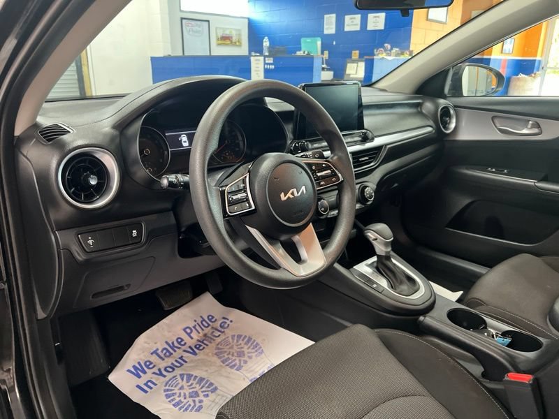 Certified 2023 Kia Forte LXS FWD image 18