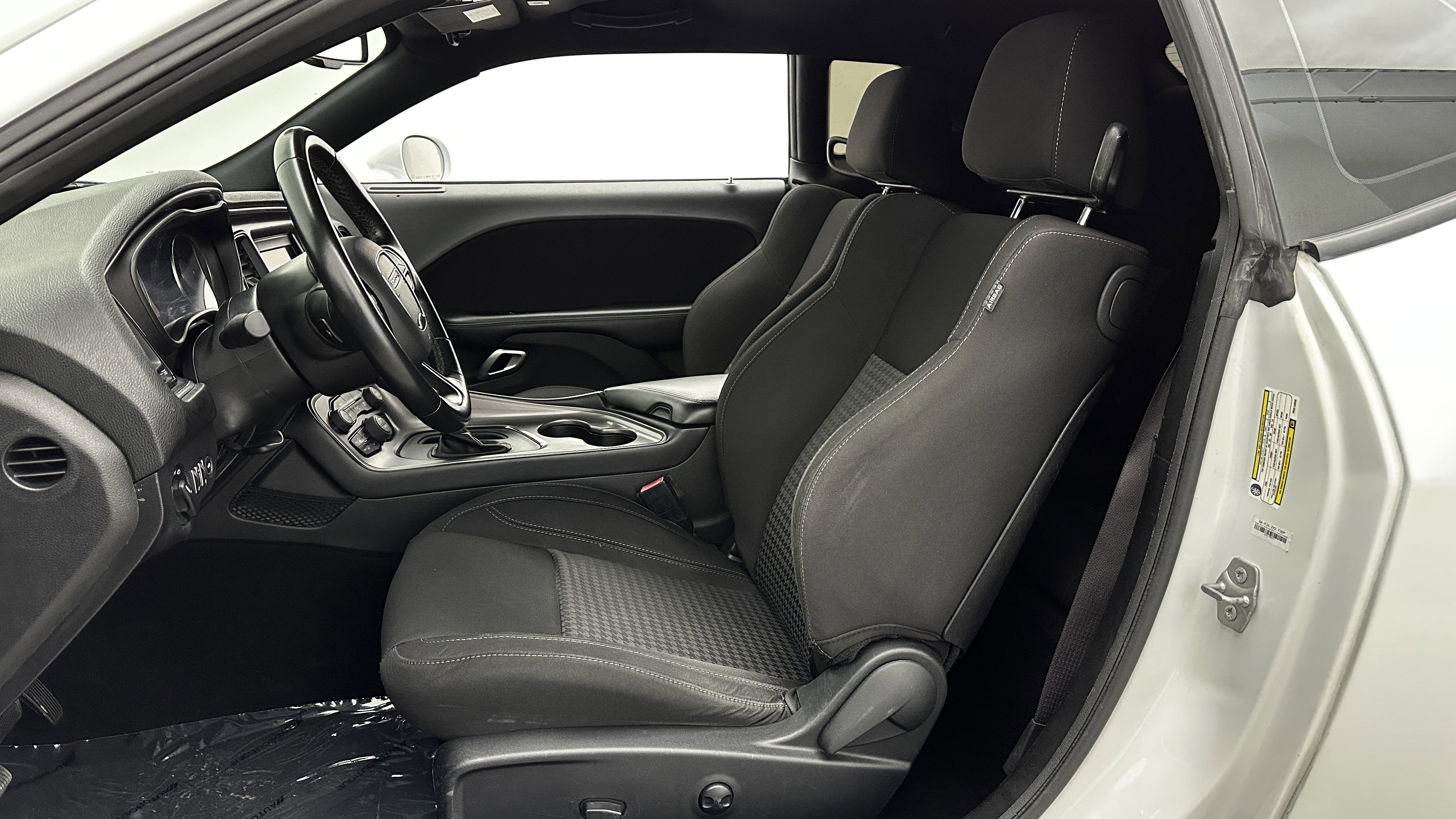Used 2023 Dodge Challenger GT RWD image 14