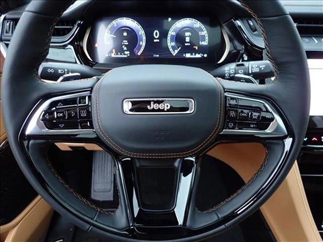 New 2026 Jeep Grand Cherokee Summit AWD/4WD image 15