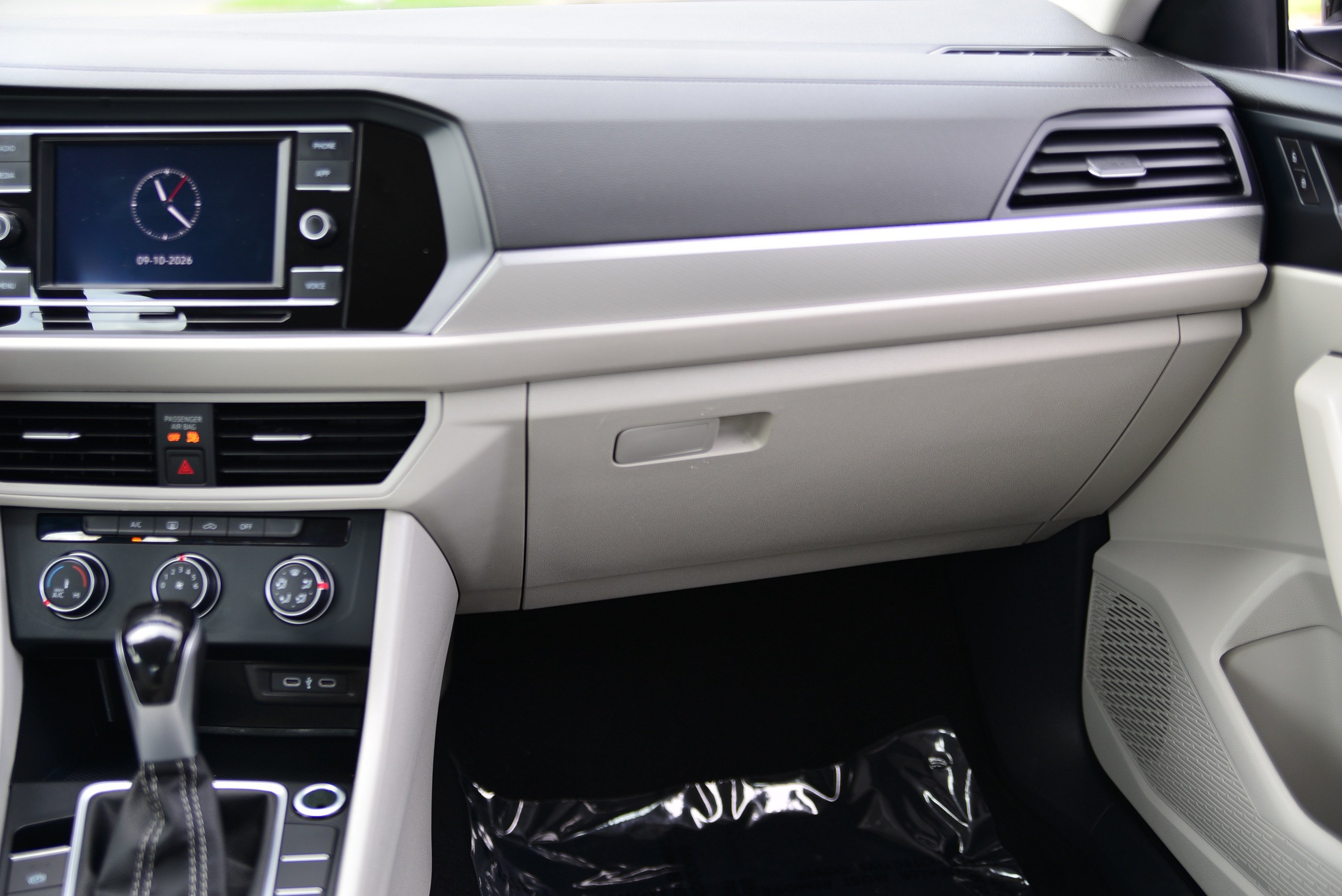 Used 2024 Volkswagen Jetta S FWD image 21