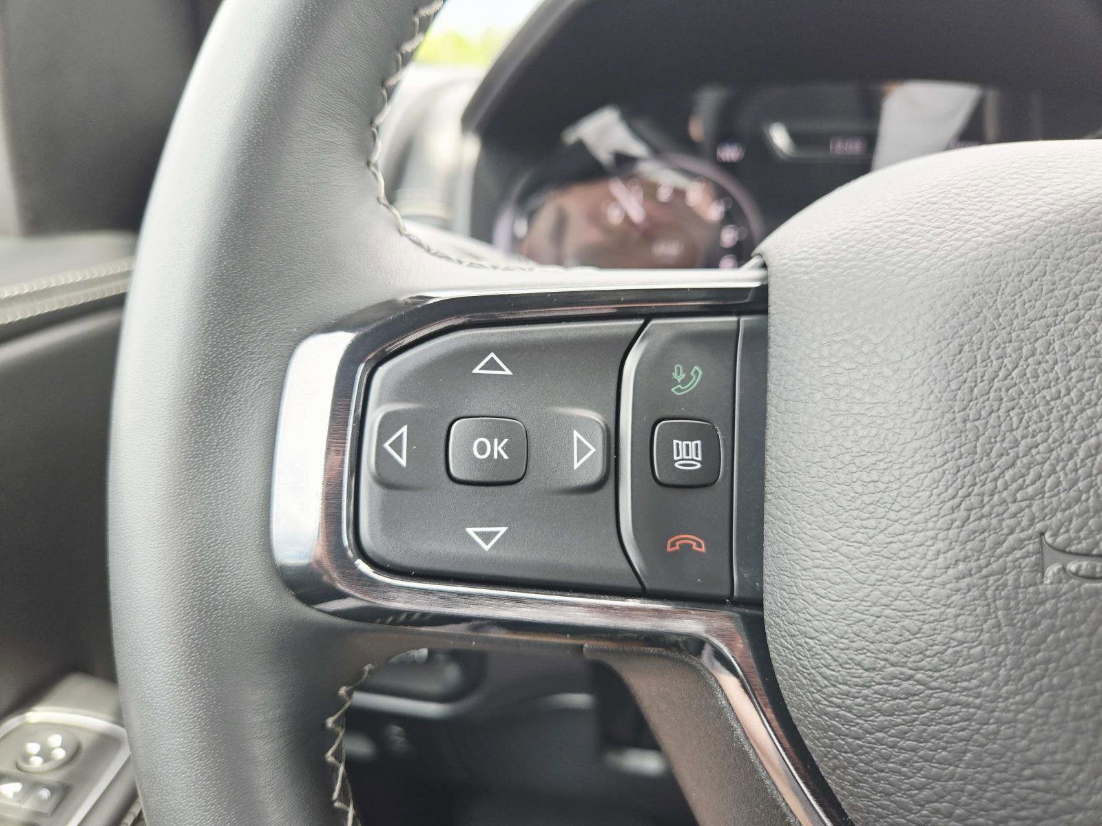 Used 2023 RAM 1500 Limited w/ Body Color Bumper Group AWD/4WD image 23