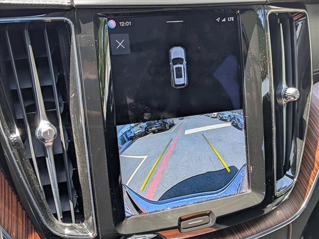 Certified 2023 Volvo XC60 B6 Ultimate w/ Protection Package Premier AWD/4WD image 15