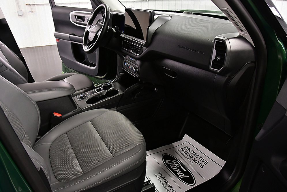 Used 2025 Ford Bronco Sport Badlands image 27