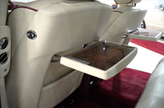 Used 2013 Rolls-Royce Phantom Sedan RWD image 16