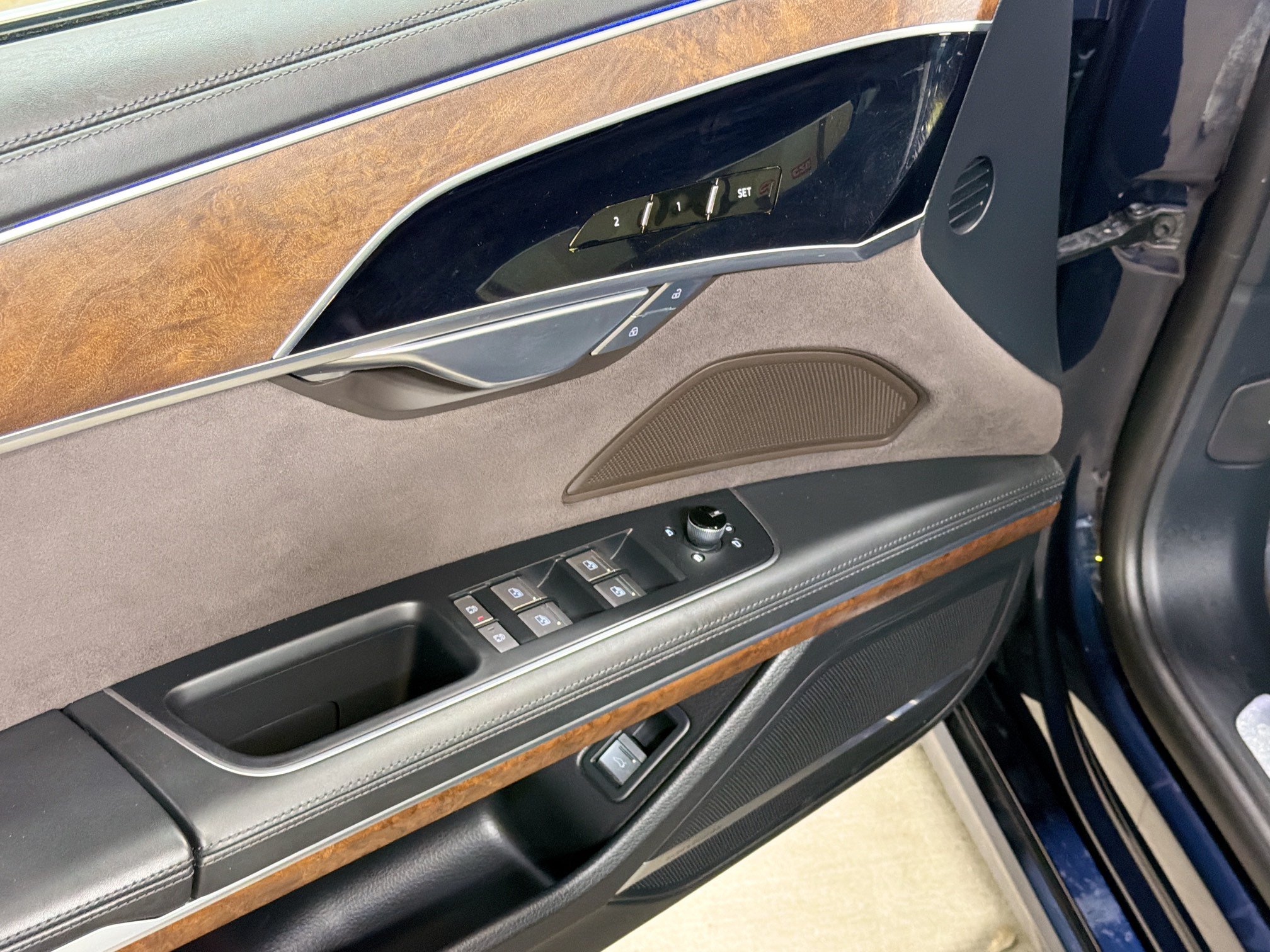 Used 2023 Audi A8 L 3.0T w/ Luxury Package AWD/4WD image 22
